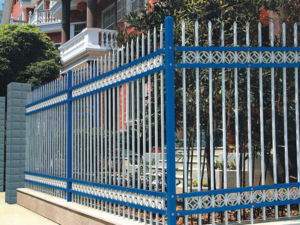 小区锌钢护栏图片3