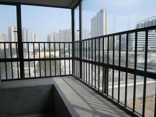 阳台锌钢护栏图片2