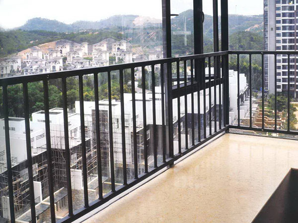 阳台锌钢护栏图片3